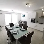 Rita Nemira Omiš